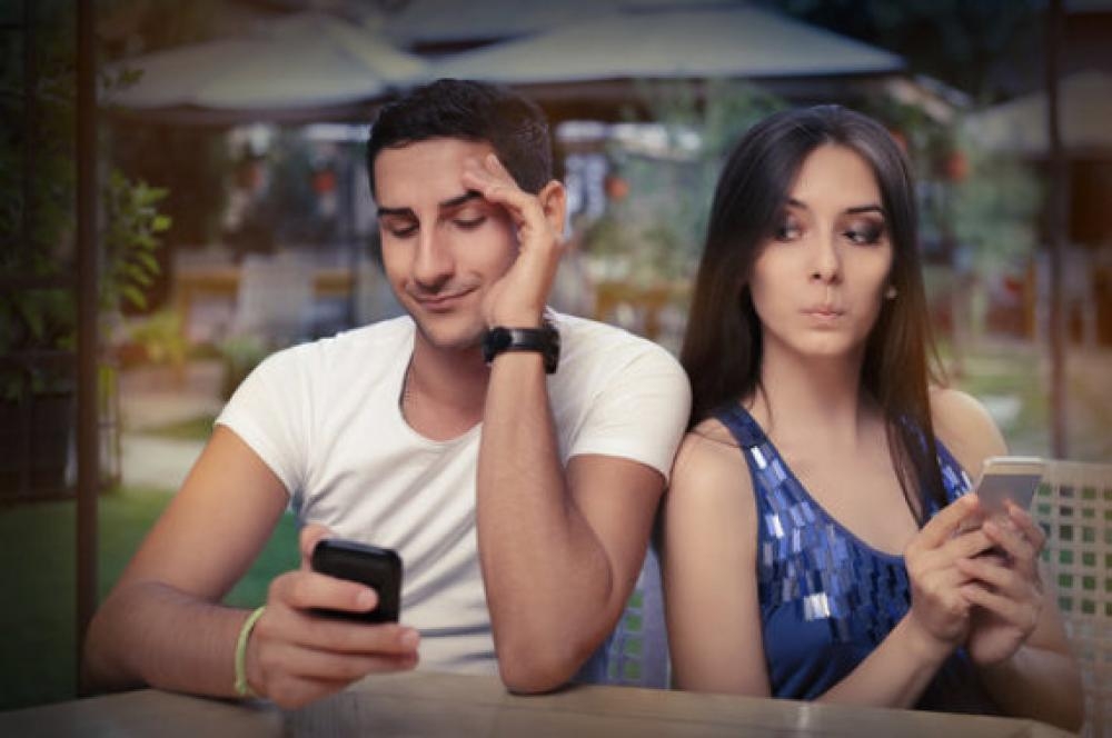 مبروك.. 12 علامة تدلّ أنك على أعتاب الطلاق!!