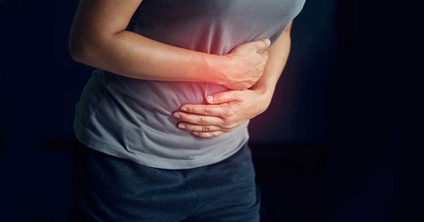 فاكهة شائعة جداً تقلل غازات البطن 50%