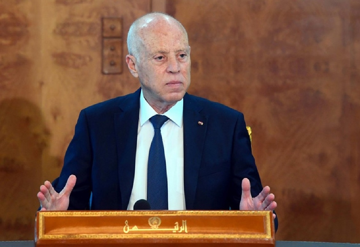 قيس سعيد: من انتفع بالمال الأجنبي يفقد عضويته بالبرلمان