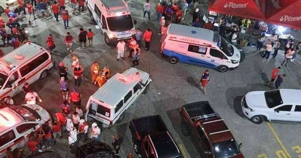 10 قتلى في هجوم مروع على مشاركين في سباق للسيارات