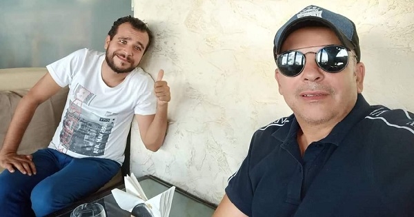 الصحفي عزيز بن جميع يكتب عن لقاء مؤثر بينه و بين ملك التنشيط الرياضي عادل بو هلال