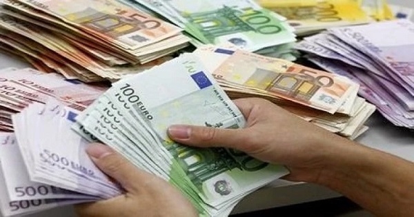 تراجع احتياطي تونس من العملة الصعبة إلى 95 يوم