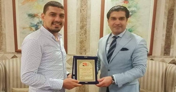رئيس جمعية الأخوّة المصرية التونسية أحمد سمير يكرم المصور الصحفي التونسي أيمن العقبي 