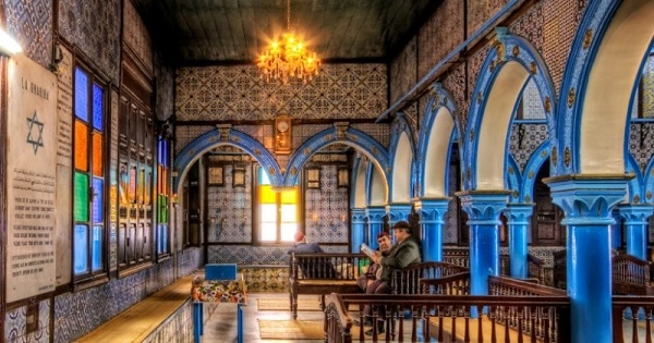 معبد الغريبة في جربة يستعيد ماي القادم زواره بعد عامين من الغياب
