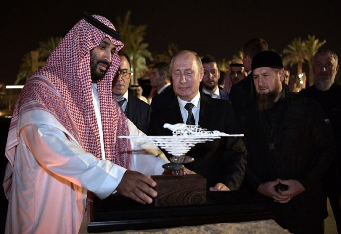 هدية من بوتين لمحمد بن سلمان عمرها 30 ألف عام.. ما هي؟