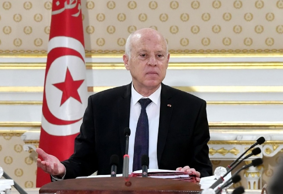 تغيير النظام السياسي في تونس: هل يحتاج إلى تعديل جزئي أم شامل