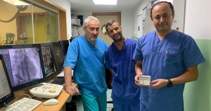 Implantation de valve pulmonaire révolutionnaire sans chirurgie pour un enfant tunisien