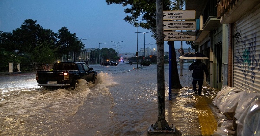 Inondations Dévastatrices Frappent à Nouveau le Centre de la Grèce : La Ville de Vólos en État d'Alerte après une Tempête Meurtrière