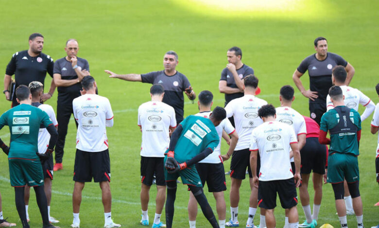 تونس: مدرب المنتخب جلال القادري يواجه القضاء بتهمة خيانة مؤتمن بعد انسحاب مثير من كأس أمم أفريقيا