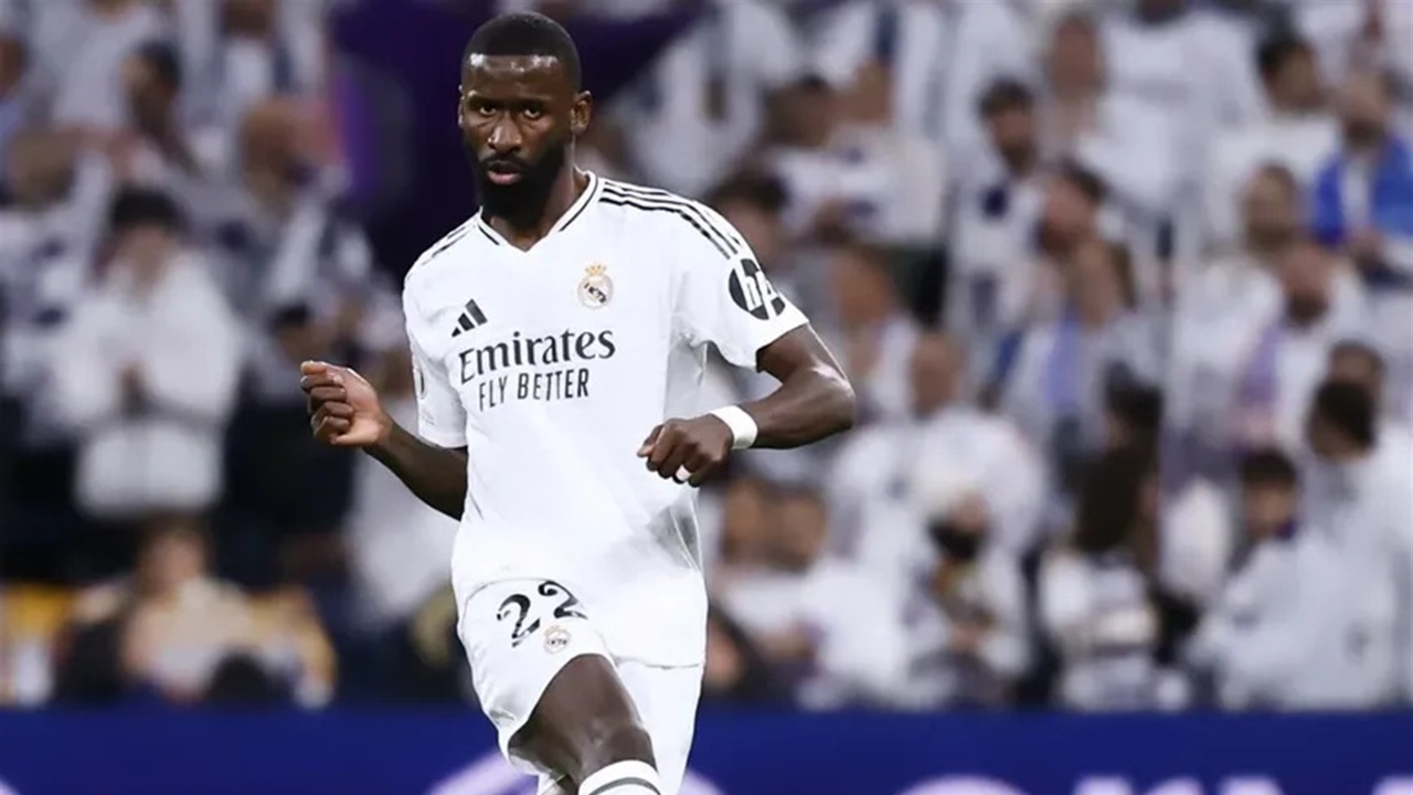 رونالدو يضغط على النصر السعودي لضم روديغر من ريال مدريد