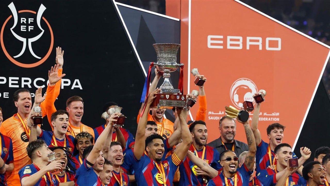 كلاسيكو النار يبتسم لبرشلونة… البارسا يُسقط ريال مدريد ويعتلي عرش السوبر الإسباني