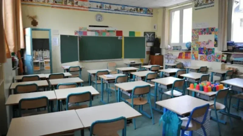 أمطار صفاقس تربك اليوم الدراسي… تعليق شامل للدروس وتفعيل خلية يقظة دائمة