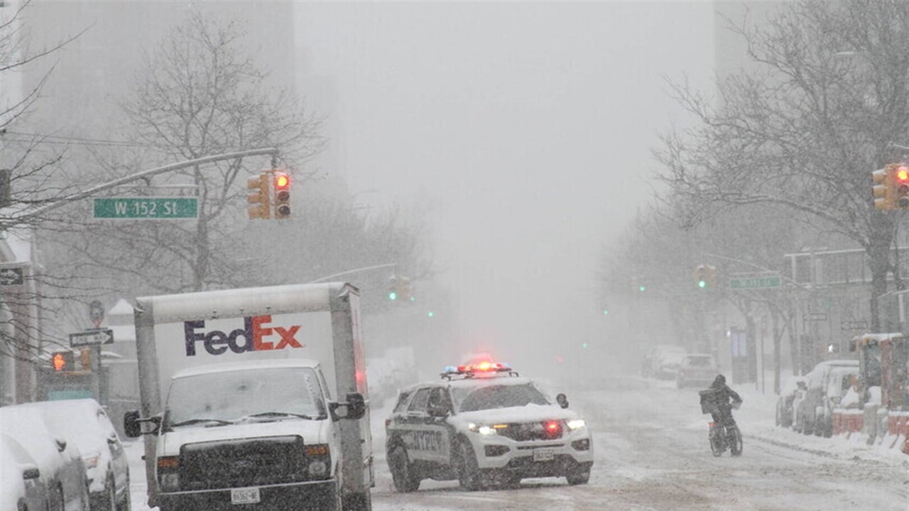 عاصفة الموت تجتاح أميركا… 35 قتيلاً ومأساة أطفال تهزّ تكساس