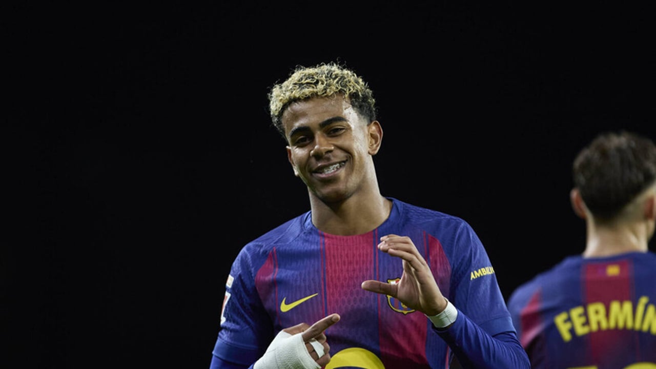 لامين يامال يقلّل من هوس الكرة الذهبية: ألعب للجمال أولًا… والألقاب تأتي لاحقًا