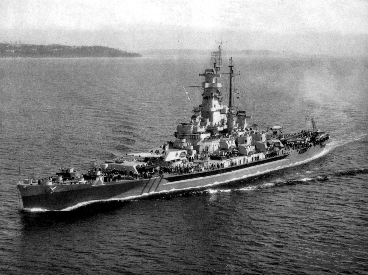 USS Massachusetts (BB-59)… “بيغ مامي” التي أطلقت الرصاصة الأخيرة