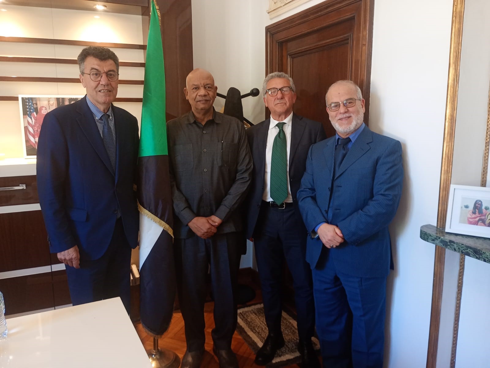  خبير الصحة العالمية، نداءنا الموحد من أجل السودان، تعزيز المساعدات والتعاون الصحي الدولي.