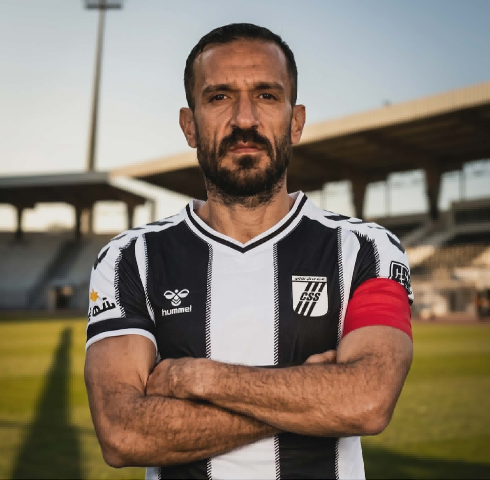 علي معلول يقترب من التتويج الأكبر… وجائزة أفضل لاعب في تونس تُحسم في قمرت