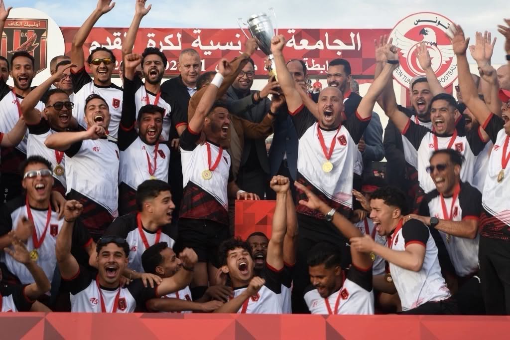 أهازيج النادي الإفريقي تُشعل الكاف… وأولمبيك الكاف يحتفل بالصعود والتأسيس في ليلة تاريخية