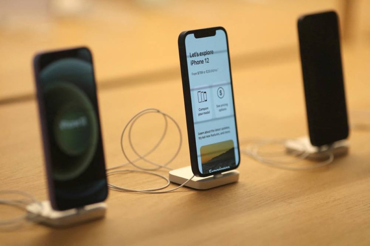 أبل تكشف ميزة ثورية في iOS 26 تقدّر بدقة وقت شحن آيفون.. وداعًا للانتظار المجهول!