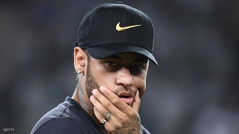 "نيمار يخترق الحدود البيئية: بناء بحيرة سرية في قصره يُكلَّفه غرامة ضخمة!"