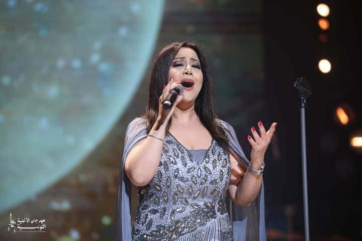 يسرا المحنوش في مهرجان قرطاج الدولي: رقم قياسي جديد في الأفق؟