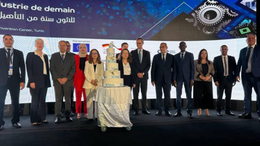 30 سنة من التأهيل الصناعي: مسيرة إصلاح ونجاحات تتجدّد: احتفاء بثلاثة عقود من التحديث الصناعي