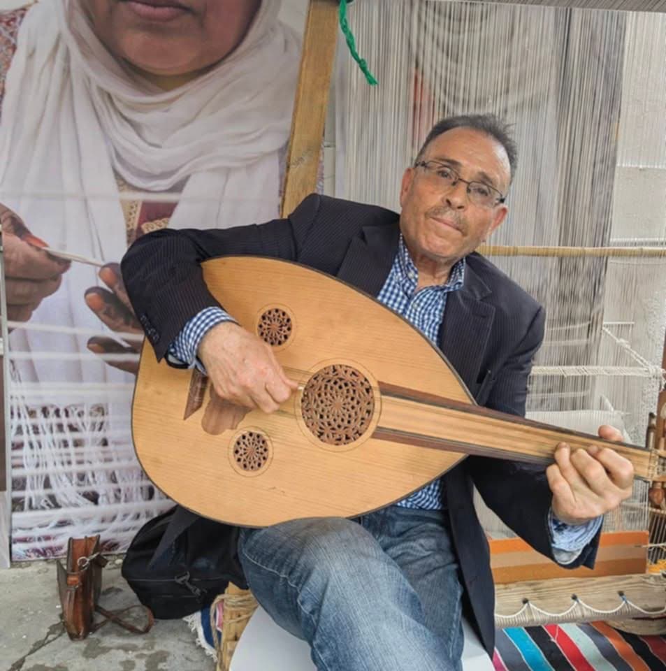 🎼 جمعة الجريدي… الطبيب الذي يعزف للكتب!