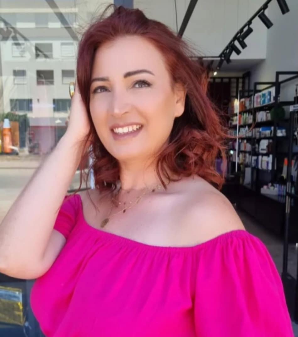 سماح الأندلسي تتألق بعيدًا عن المهرجانات... والجمهور يتساءل