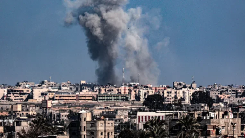 توتر متجدد في غزة: غارات إسرائيلية ومعبر رفح مغلق