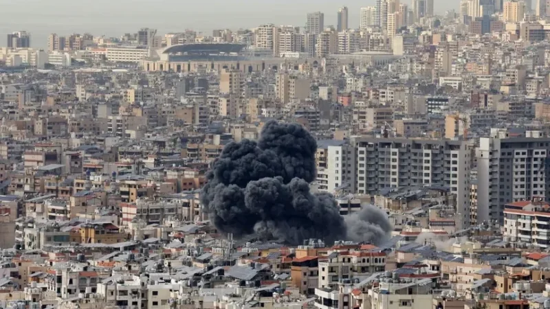 غارة تهزّ قلب الضاحية: إسرائيل تضرب حارة حريك… ولبنان يستغيث قبل الانفجار الكبير