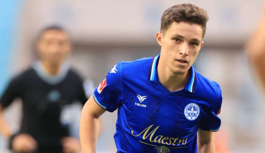 صفقة على الأبواب: الإفريقي يتحرّك بقوة والبنزرتي يحسم أولى انتدابات الشتاء