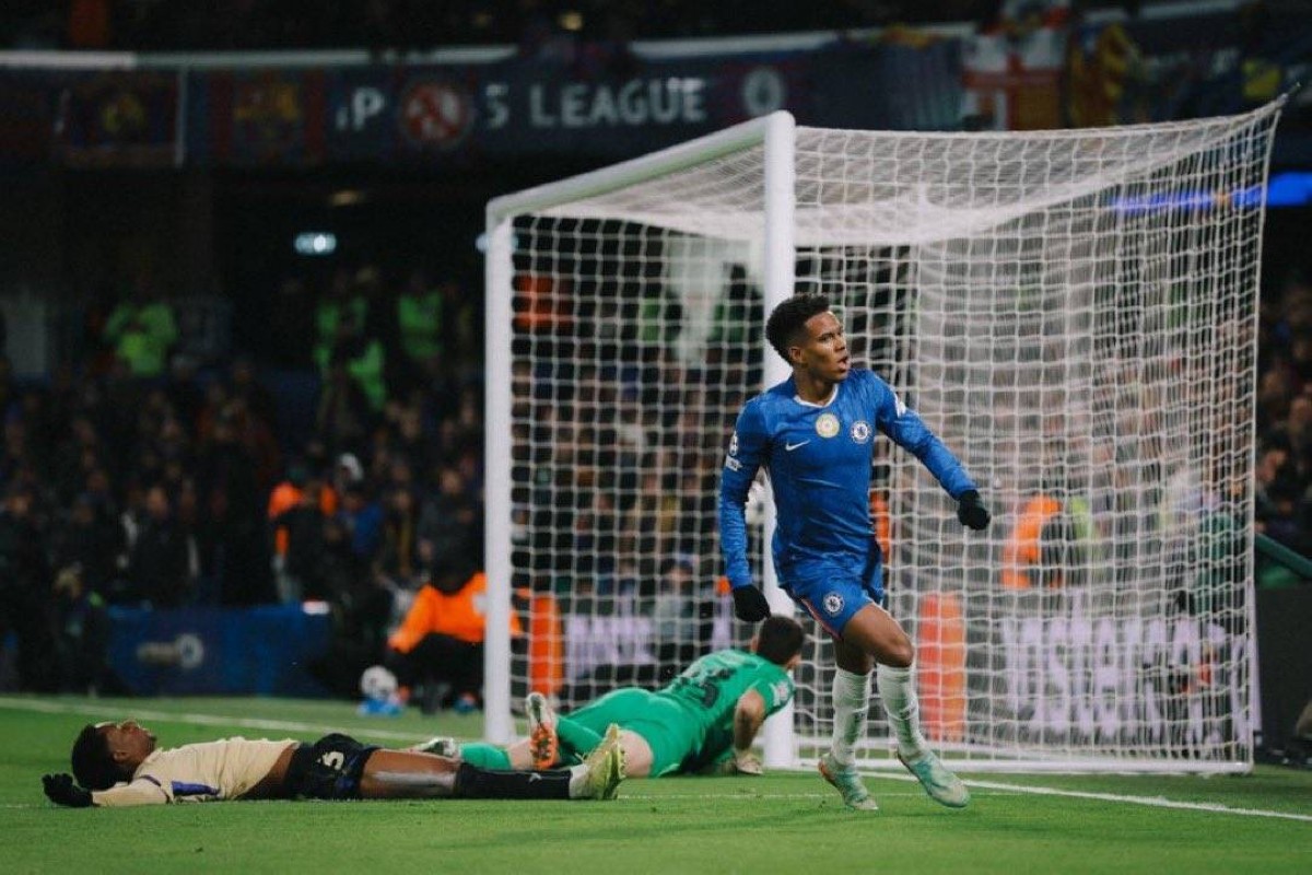 يوم تاريخي محتمل في الكرة الإنجليزية: أستون فيلا على أعتاب رقم قياسي بعد أكثر من قرن