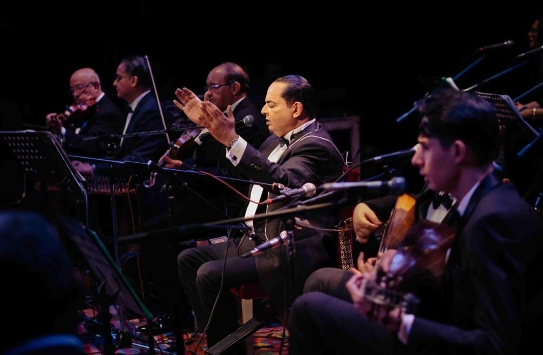 في سهرة طربية مكتملة العدد: زياد غرسة يعيد تقديم المالوف بتوزيع جديد ويُحيي الذاكرة الموسيقية التونسية