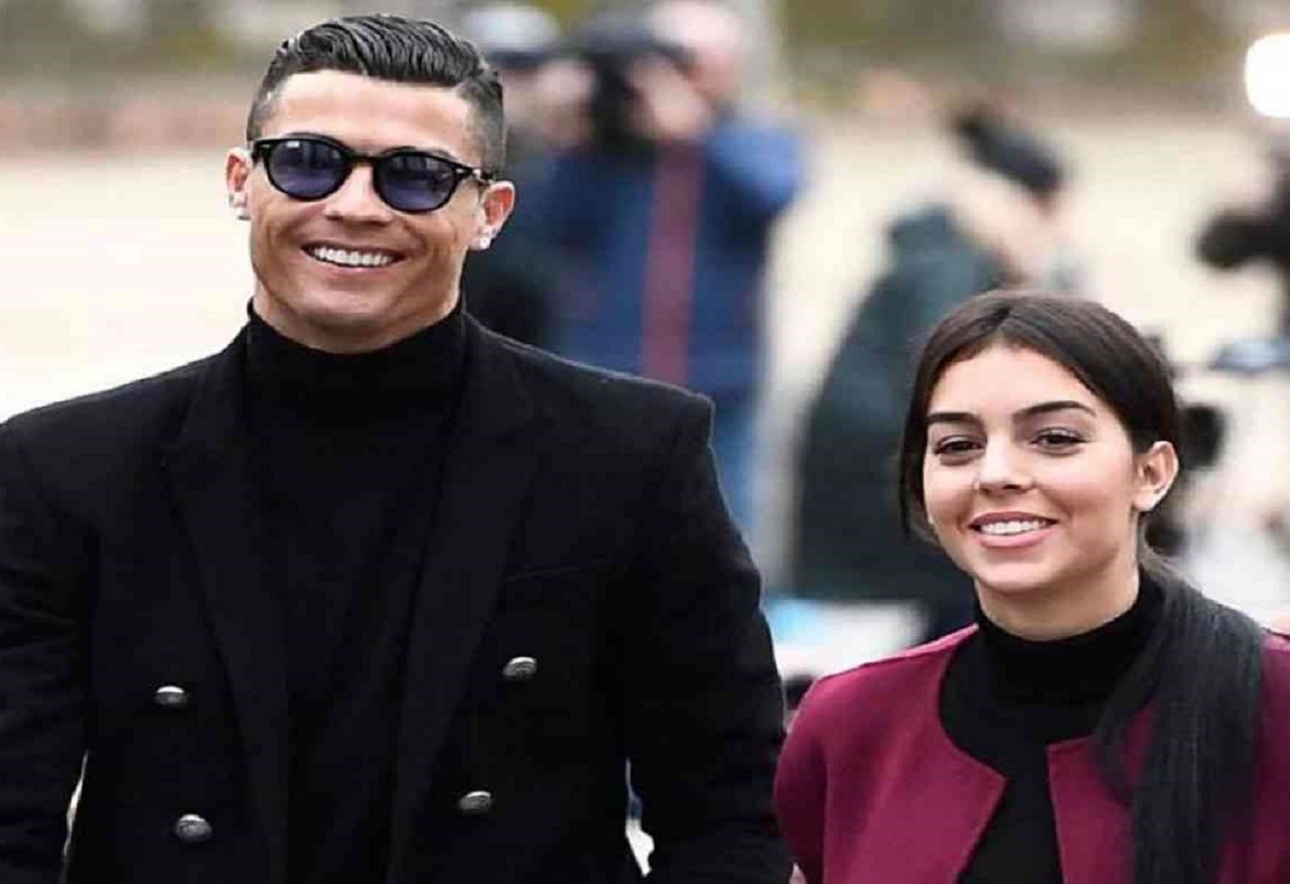 رونالدو يطلب الزواج من جورجينا ويخطط لدخول الجامعة