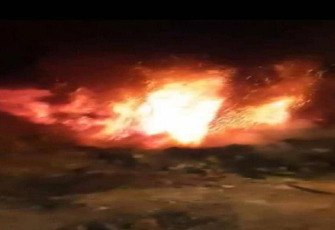 نار تخرج من باطن الأرض في مصر.. 