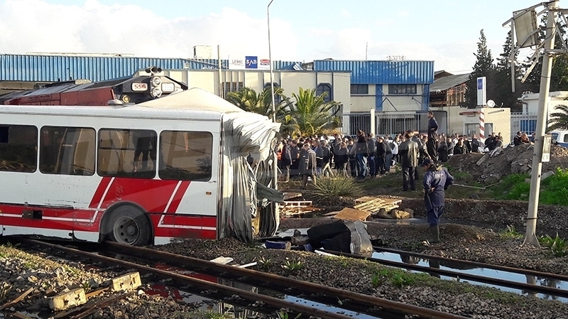 ارتفاع حصيلة ضحايا حادث جبل جلود إلى 42 جريحا و5 قتلى