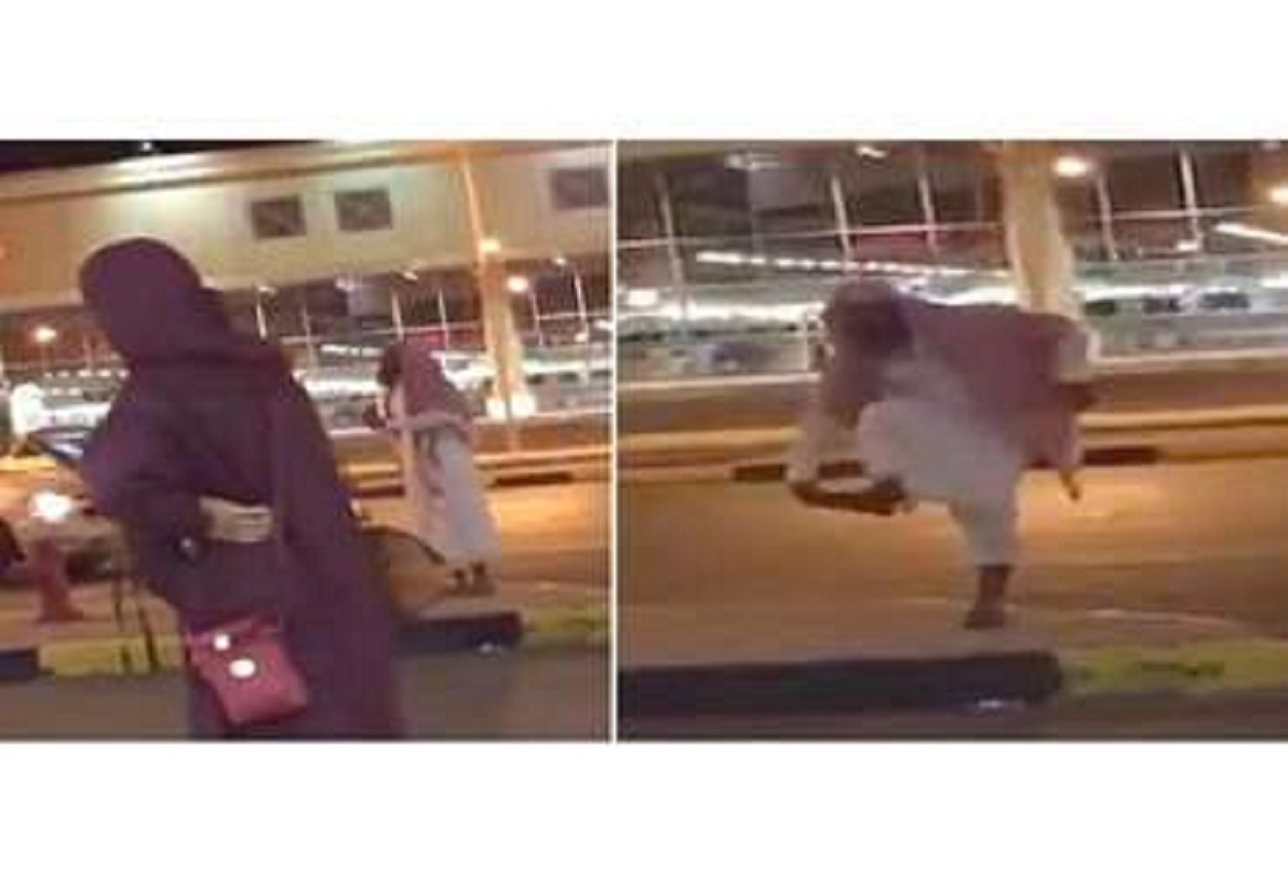 داعية سعودي يطارد فتاة في الشارع ويقذفها بحذائه لتعرية وجهها" «يا زانية»