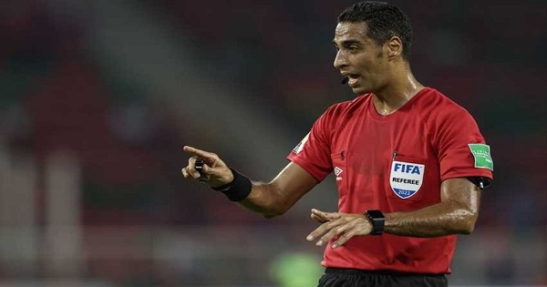 المصري أمين عمر حكما لكلاسيكو الإفريقي و النجم
