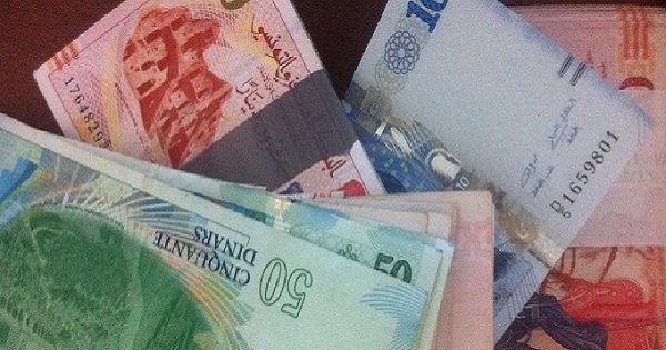 تونس تسجل زيادة في القروض المسندة للحرفاء بـ5.3 %