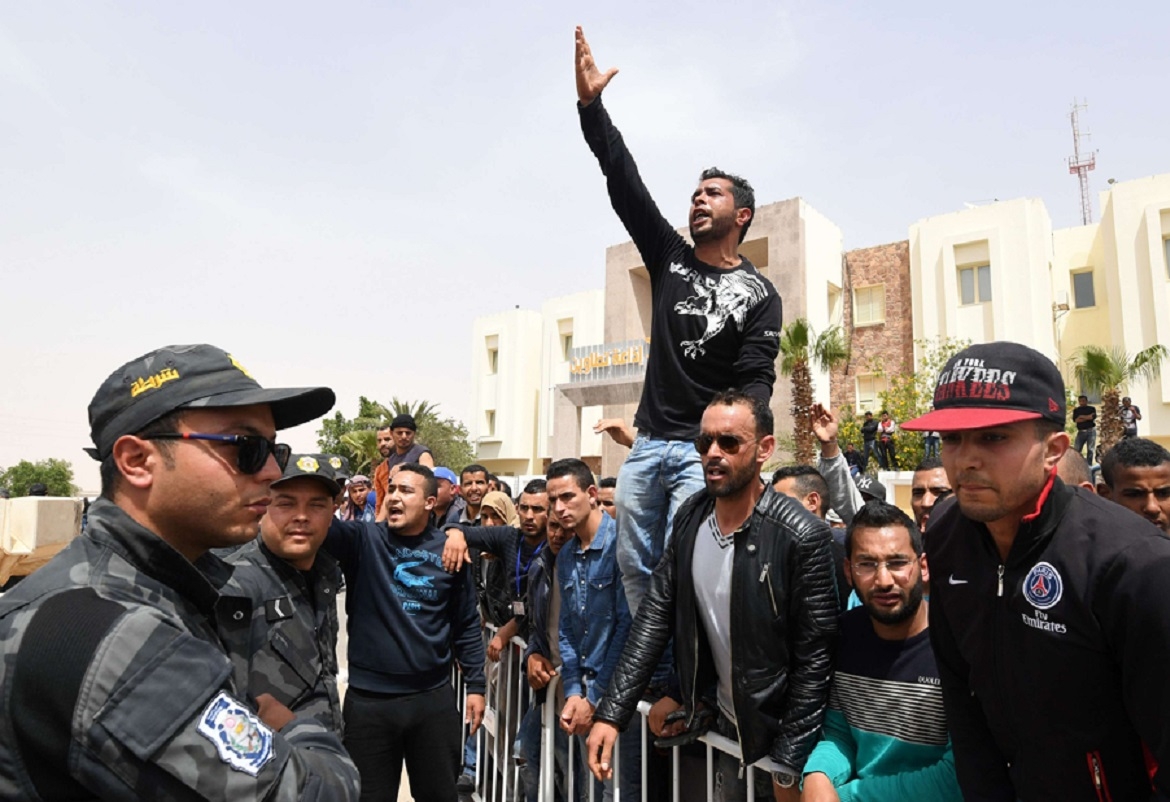 النهضة: قدم في حكومة الفخفاخ وأخرى في المعارضة