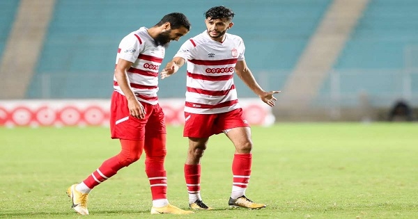 بلحوسيني سيشتكي النادي الافريقي للفيفا بعد إصابته على مستوى الرأس