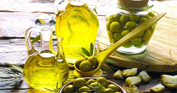14 دينار سعر لتر زيت الزيتون لهذا الموسم