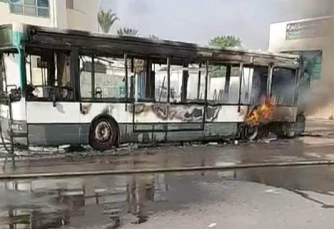 صفاقس- احتراق حافلة بالكامل دون تسجيل إصابات في صفوف الركاب