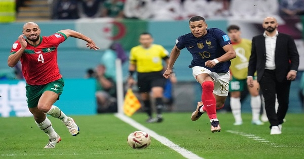 هل أقر الفيفا بالأخطاء التحكيمية في مباراة المغرب وفرنسا؟