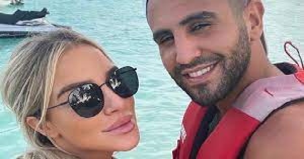 صور رياض محرز في المالديف تثير غضب الجزائريين